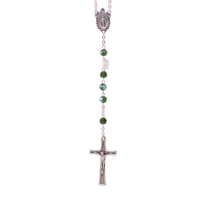 Particolare Rosario in cristallo con medaglia verde - Galleria Mariana
