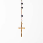 Particolare Rosario con perle nere placcato oro - Galleria Mariana