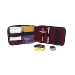 Particolare Borsa da celebrazione in pelle di vitello con pisside, croce, stola e asperges - Galleria Mariana